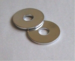 Click Here For Full Product Info E15375 WASHER-CHROME-DOOR LATCH STRIKER PIN-PAIR-68-82